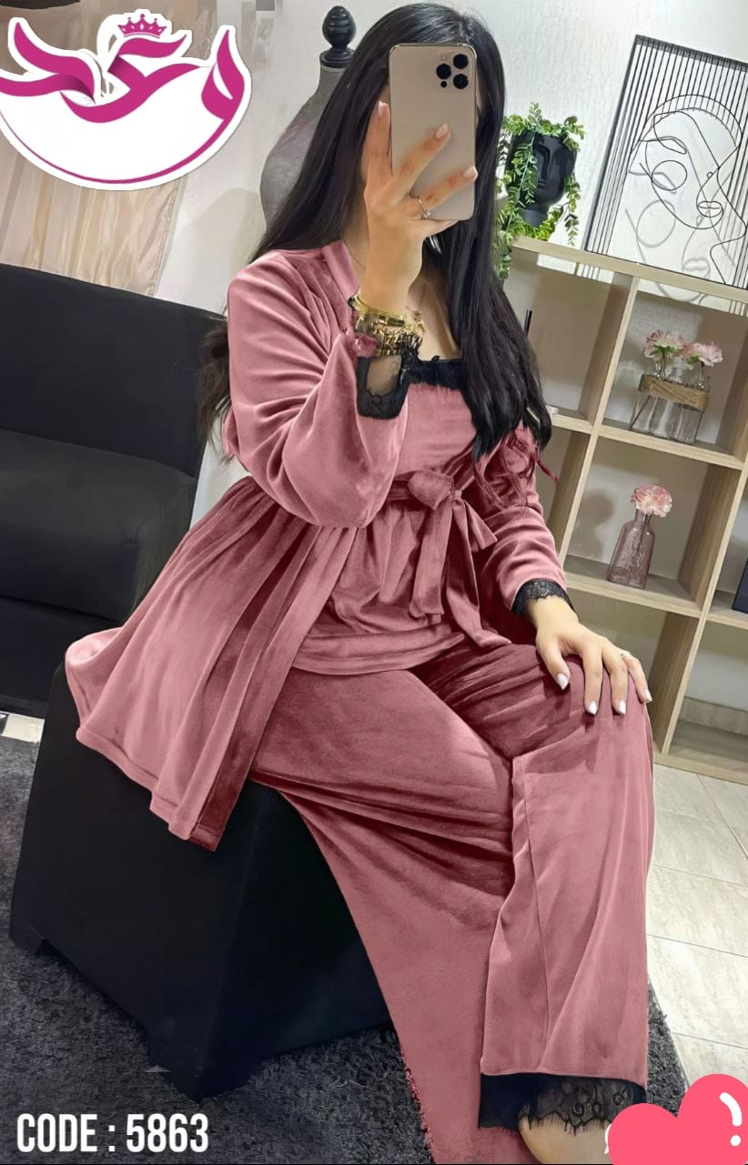 بيجاما 3 قطع وان سايز