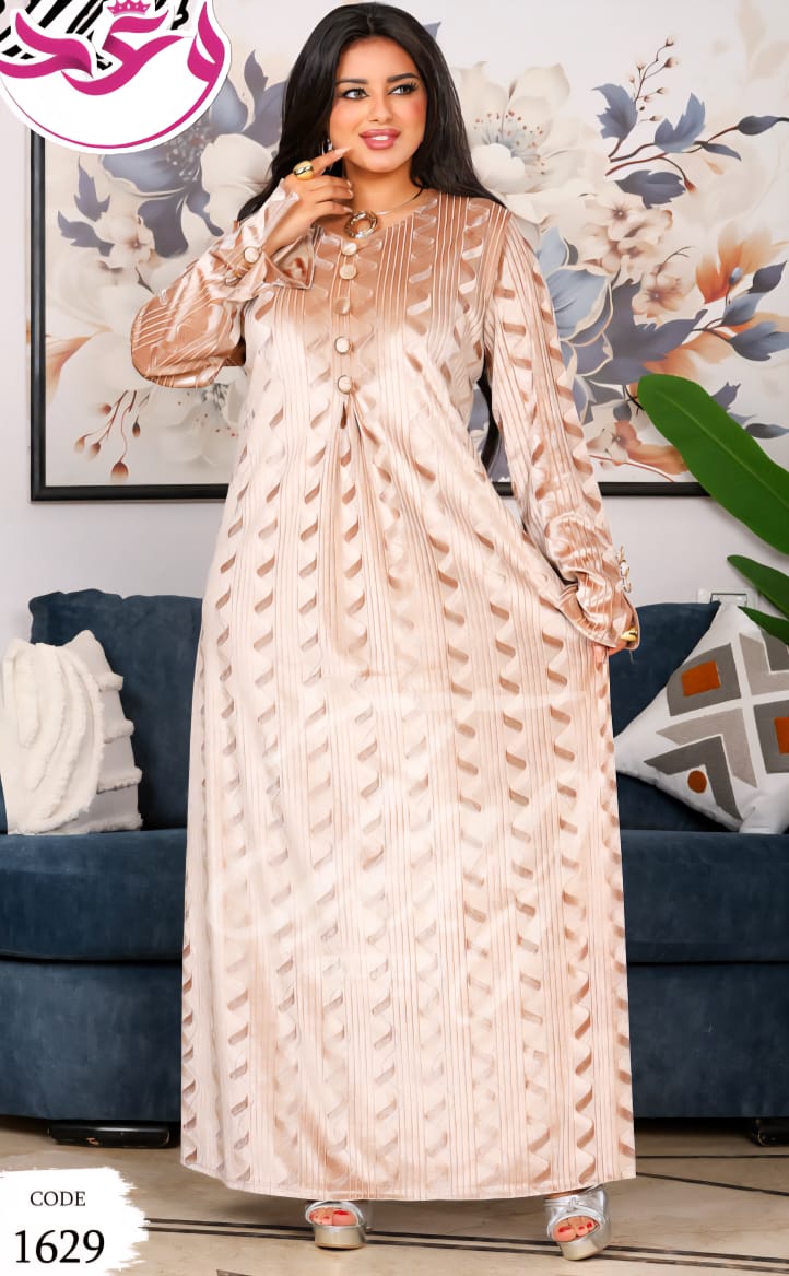 عبايه حريمي قطيفه