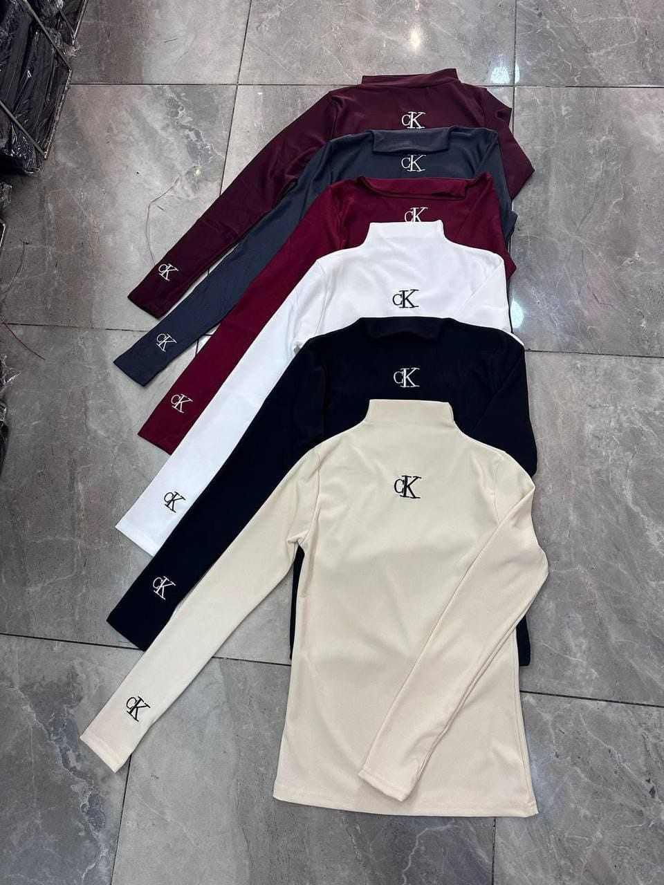 بيزك توب تي شيرت شتوي حريمي