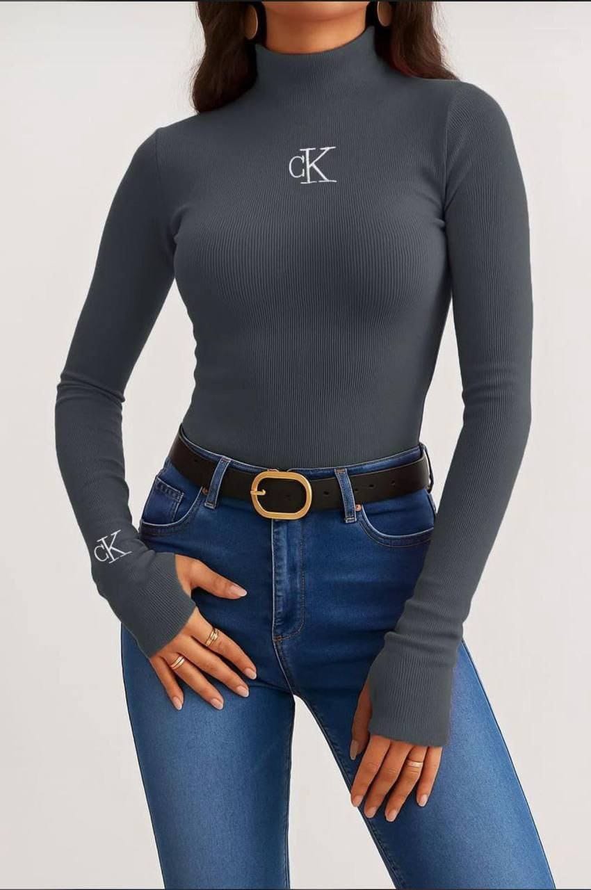 بيزك توب تي شيرت شتوي حريمي